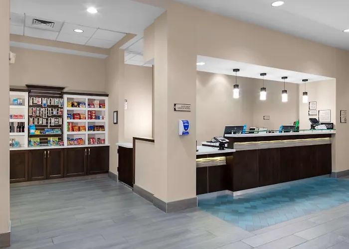 Hotel Homewood By Hilton Airport South