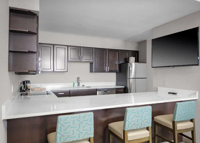 Homewood By Hilton Airport South